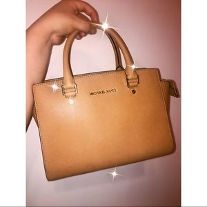Michael Kors handbag 👜